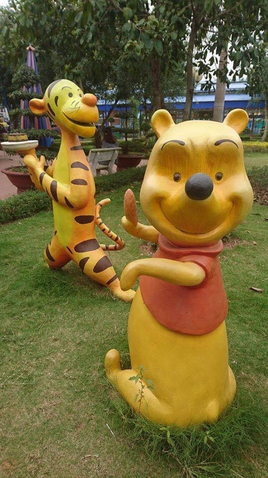 Những bức tượng gây ám ảnh khiến hội yếu tim 'xách dép chạy 8 hướng' - 8