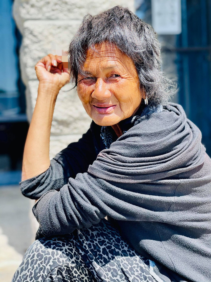 Cuộc đời ca sĩ Kim Ngân qua loạt ảnh hiếm từ mẹ ruột - 18