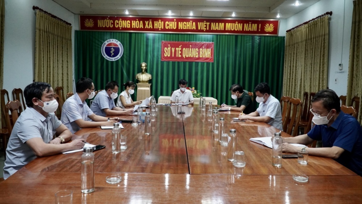 Quảng Bình xuất hiện trường hợp dương tính với SARS-CoV-2 - 1