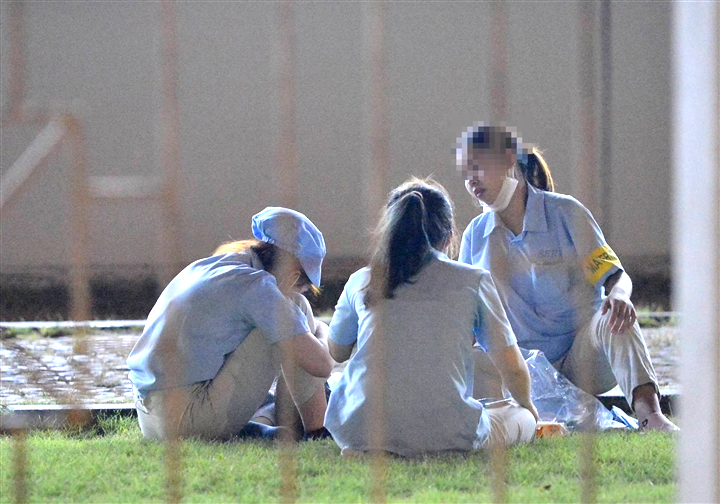 Bí thư Hà Nội: Có thể đóng nhiều dịch vụ hơn nếu dịch COVID-19 diễn biến xấu - 2