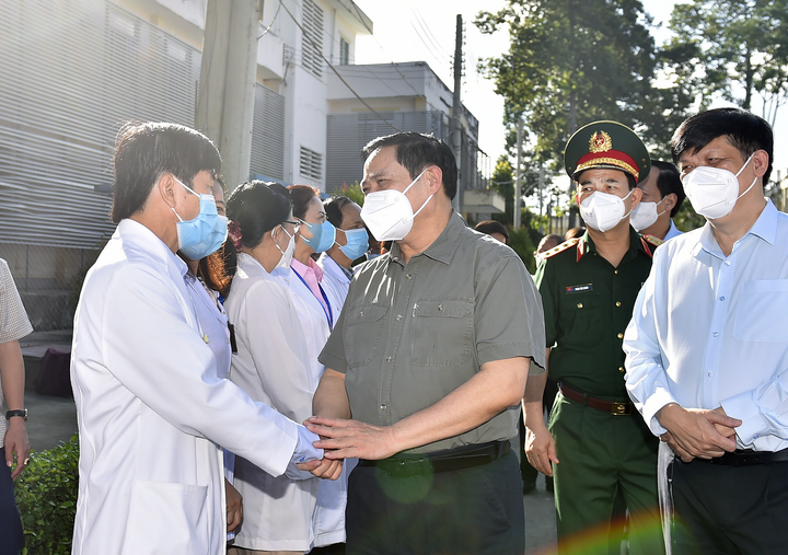 'Trong lúc này, tính mạng và sức khỏe của nhân dân là trên hết' - 1