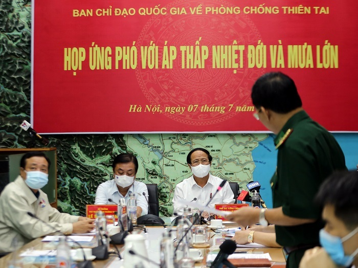 Huy động tối đa lực lượng để giảm thiểu thiệt hại do áp thấp nhiệt đới, mưa lũ - 3