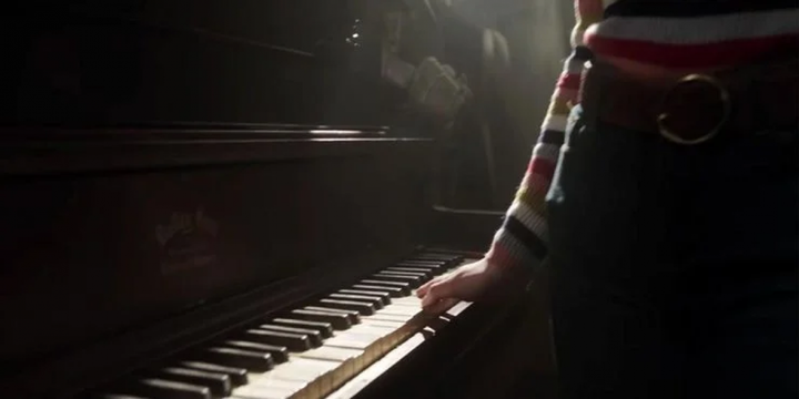 Những món đồ quỷ ám trong 'vũ trụ điện ảnh Conjuring' - 4