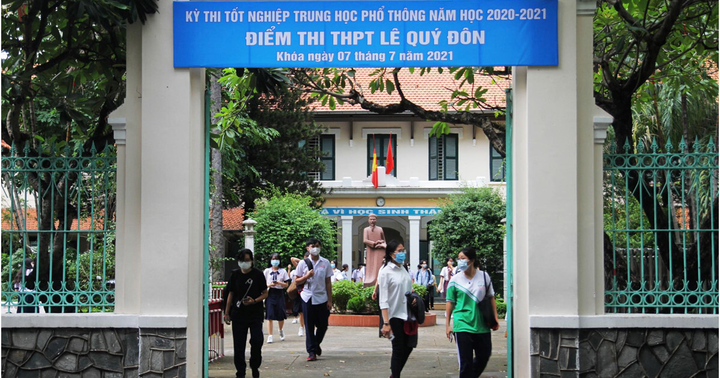 Nam sinh là F0, 23 thí sinh thi cùng phải cách ly trong đêm, thi phòng riêng - 1