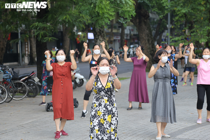 Hà Nội tạm dừng các hoạt động thể dục, thể thao ngoài trời - 1