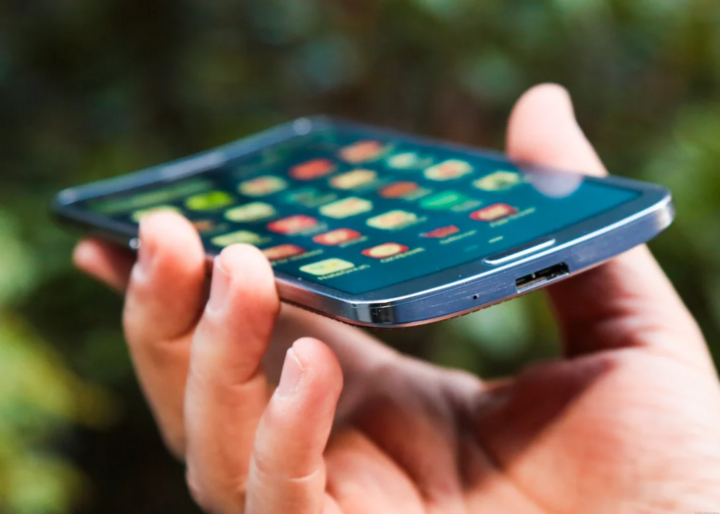 Những smartphone thiết kế độc đáo nhất từ trước đến nay - 3