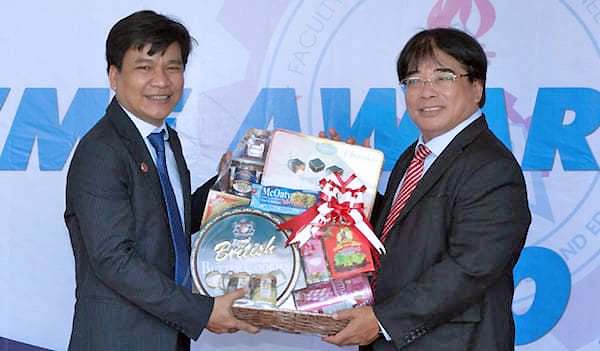 Bộ GD&ĐT không công nhận Hiệu trưởng ĐH Sư phạm Kỹ thuật TP.HCM - 1