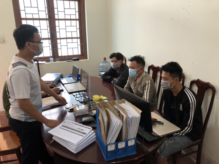 Triệt phá đường dây cá độ bóng đá hơn 40 tỷ đồng ở Đắk Nông - 1