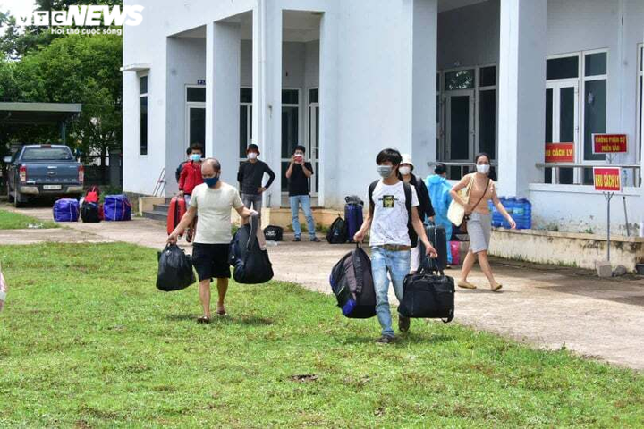 Thừa Thiên - Huế đã đón 20 công dân về quê cách ly - 1