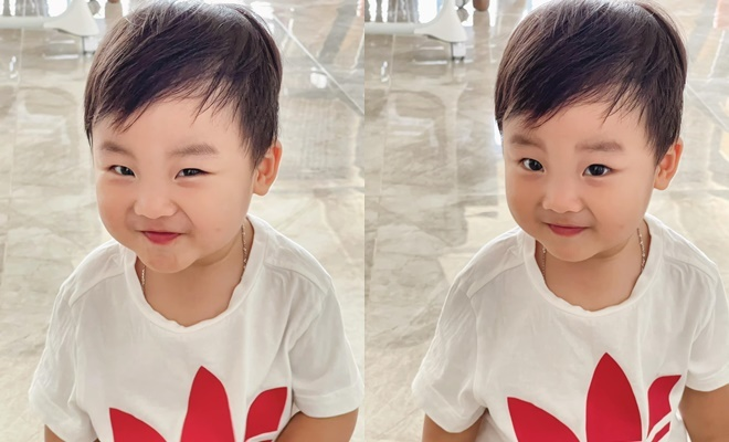 Hòa Minzy đi đâu cũng khoe ‘con trai giống mẹ’ và lý do hài hước phía sau - 2