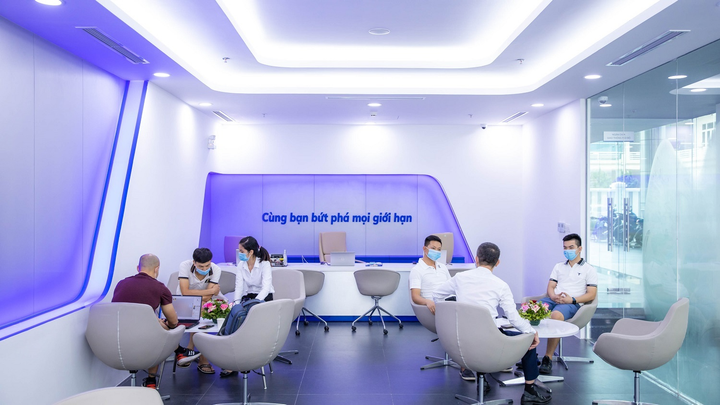 Showroom 3S đầu tiên của VinFast tại Cẩm Phả có gì đặc biệt? - 7