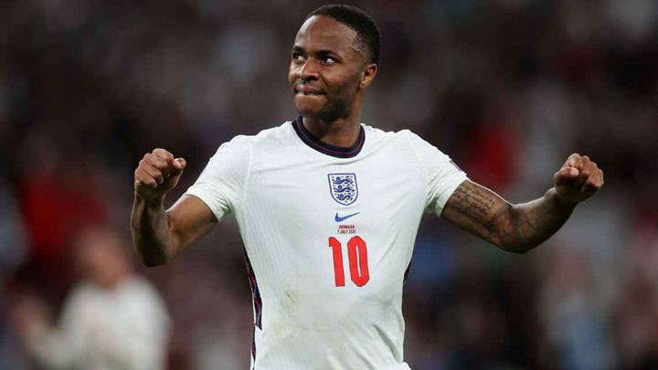 Raheem Sterling: Xoá bỏ định kiến, chơi hay nhất tuyển Anh tại EURO 2020 - 1