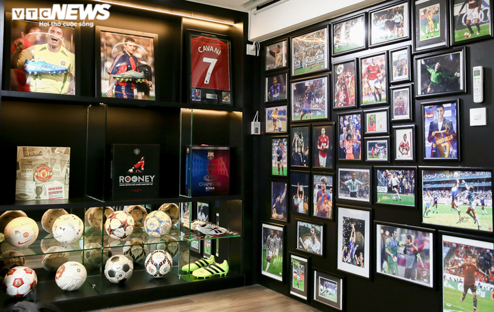 Chạm vào 'báu vật' bóng đá, 'thôi miên' người xem của doanh nhân trẻ ở Hà Nội - 5