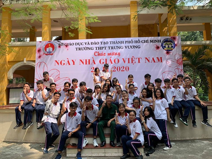 Nhật ký xúc động mùa thi tốt nghiệp của phụ huynh ở TP.HCM - 1