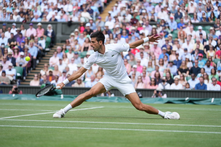 Vô địch Wimbledon, Djokovic san bằng kỷ lục của Nadal và Federer - 3