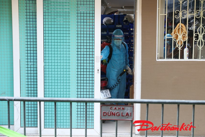 Phong tỏa các điểm ở quận Hai Bà Trưng, Hà Nội liên quan 5 ca dương tính nCoV - 15