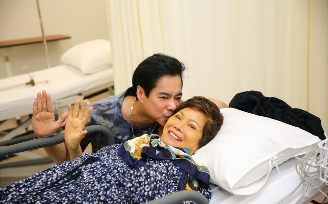 Mẹ ca sĩ Ngọc Sơn qua đời - 1