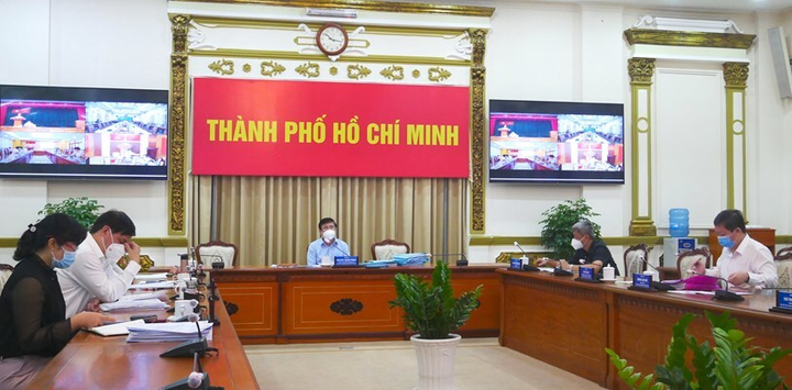 Phó Thủ tướng: TP.HCM cần bình tĩnh vận động để người dân yên tâm chống dịch - 2