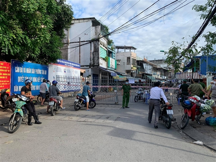 Cần Thơ khẩn tìm người liên quan các địa điểm nguy cơ lây COVID-19 - 1