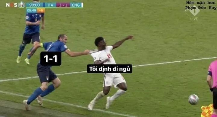 Italy vô địch EURO, ‘điểm nhấn’ gây cười nhất trận chính là hai nhân vật này - 9