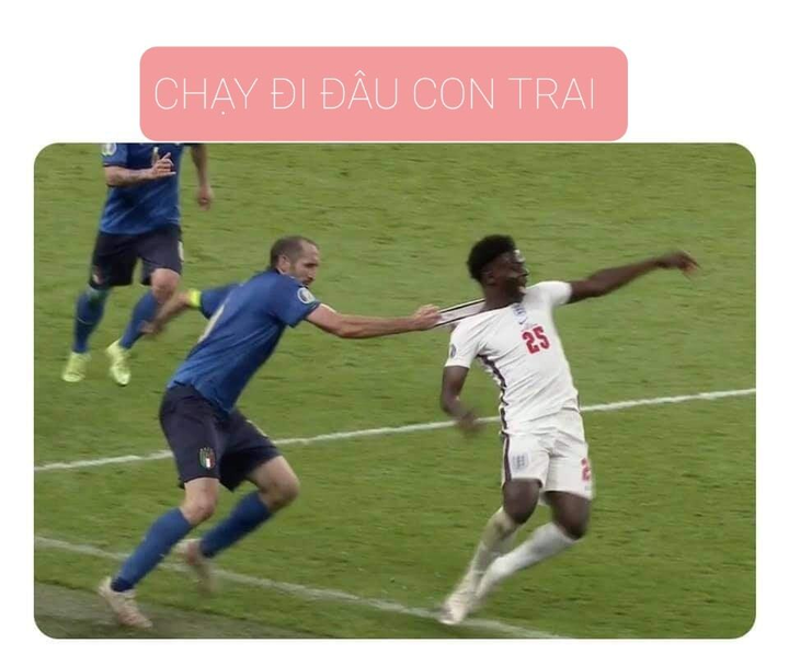 Italy vô địch EURO, ‘điểm nhấn’ gây cười nhất trận chính là hai nhân vật này - 3