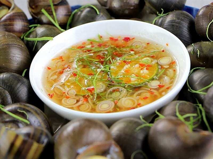 Dù hạ hay đông, vẫn ‘thầm thương trộm nhớ’ bát ốc luộc vỉa hè Hà Nội - 5