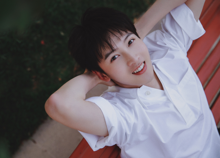 7 'thảm họa diễn xuất mới' trong hình hài xinh đẹp, đáng yêu - 14