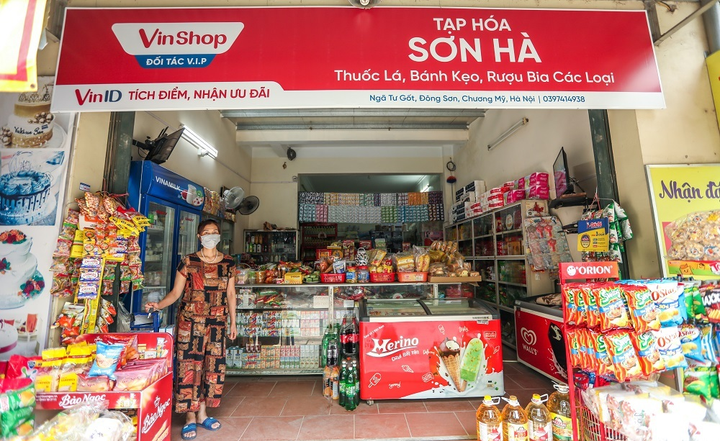 VinShop 'phủ đỏ' mọi ngõ ngách, đưa tạp hóa lên đời công nghệ - 3