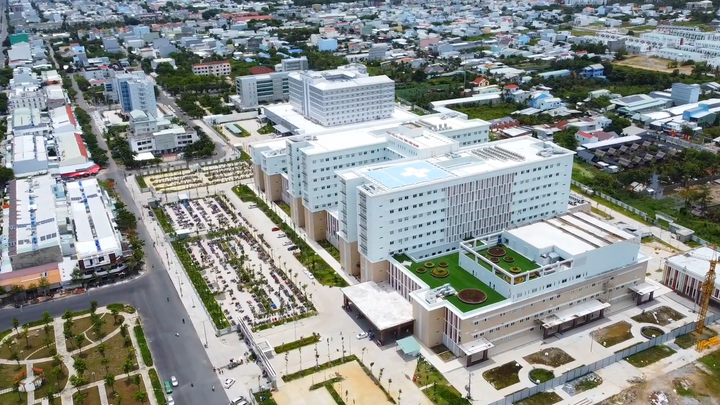 Xuất hiện 8 ca nghi COVID-19, Bệnh viện Đa khoa tỉnh Kiên Giang bị phong toả - 1