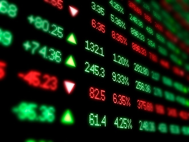 Chứng khoán chấm dứt lao dốc, thanh khoản giảm đột ngột - 1