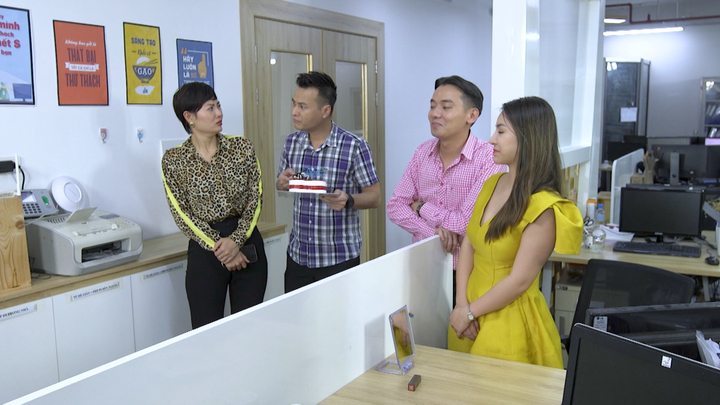 Cười té ghế với những pha bày trò và bẻ lái của Tuấn 'Chém' trong 'F5 bá đạo' - 3