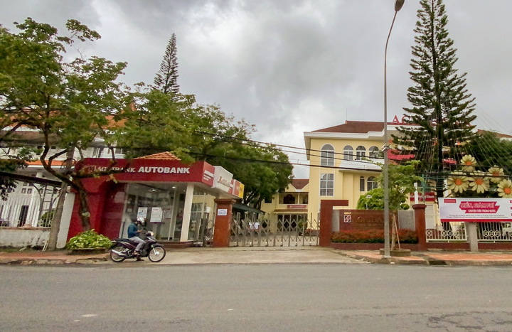 Khởi tố vụ án làm lây lan dịch COVID-19 ở Lâm Đồng - 1