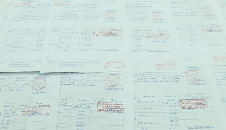 Làm giả 66 con dấu nhằm trục lợi, chủ xe khách bị khởi tố - 2