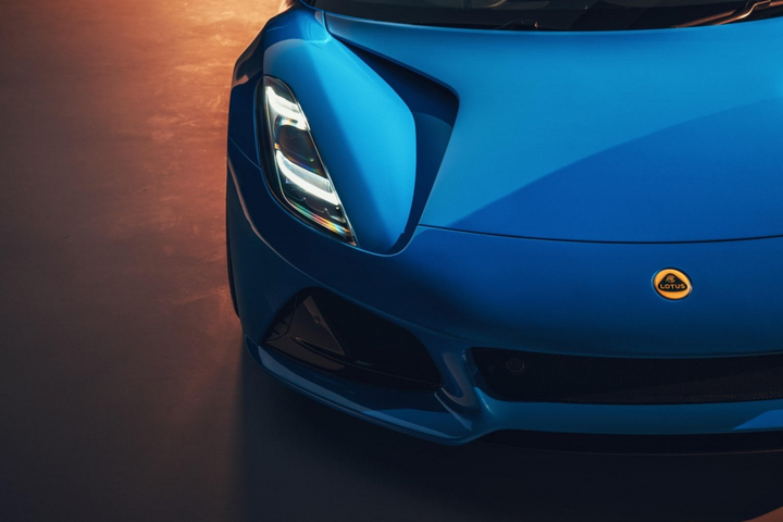 Lotus ra mắt xe thể thao Emira thế hệ mới với giá chưa đến 2 tỷ đồng - 10