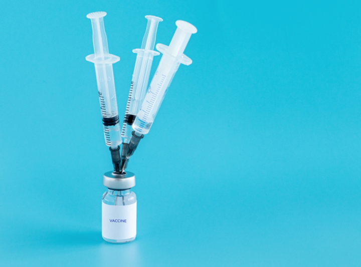 Liều vaccine COVID-19 thứ ba có cần thiết trong cuộc chiến chống biến thể Delta? - 2