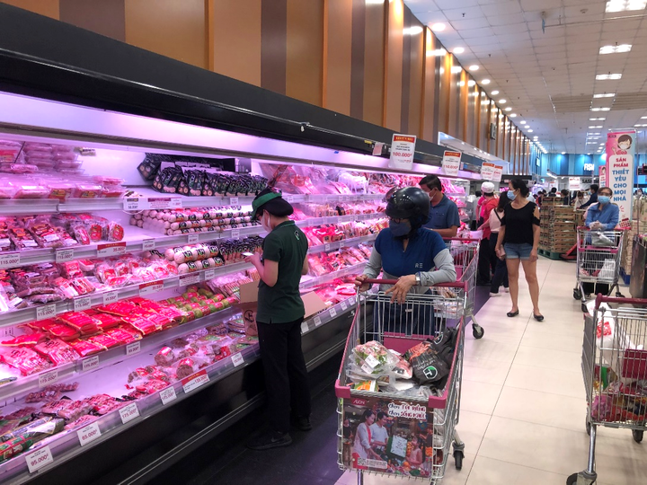 AEON Việt Nam đảm bảo đủ hàng hóa, người dân có thể mua online - 1