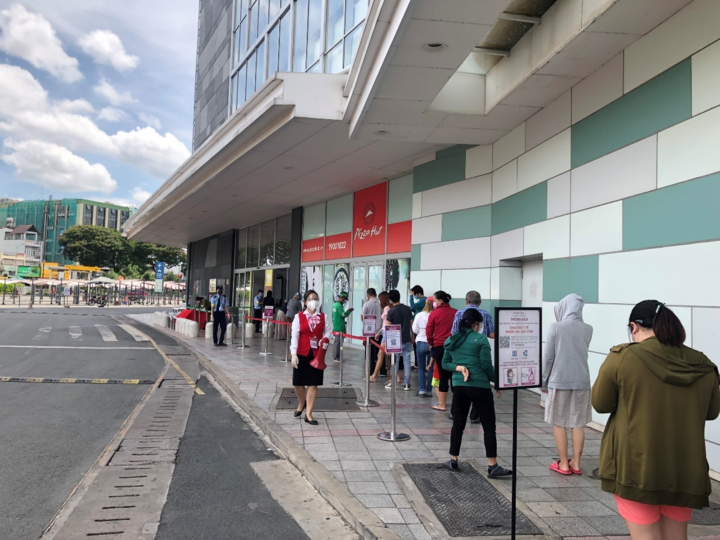 AEON Việt Nam đảm bảo đủ hàng hóa, người dân có thể mua online - 5