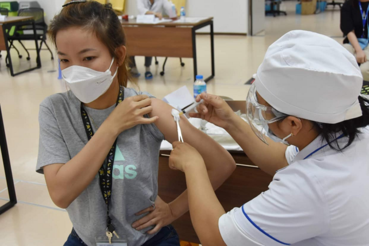 PGS.TS Trần Đắc Phu: 'Chống dịch COVID-19 của Việt Nam vẫn đang đi đúng hướng' - 4
