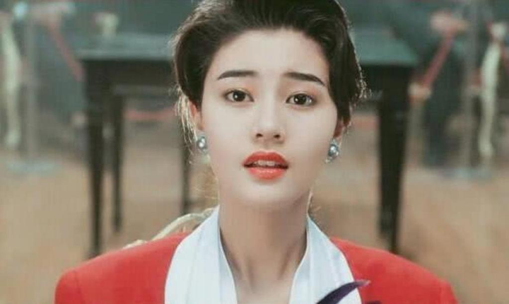 2 điều 'chân lý' ở Hong Kong: Tiền của Lý Gia Thành và sắc đẹp của Lý Gia Hân - 5