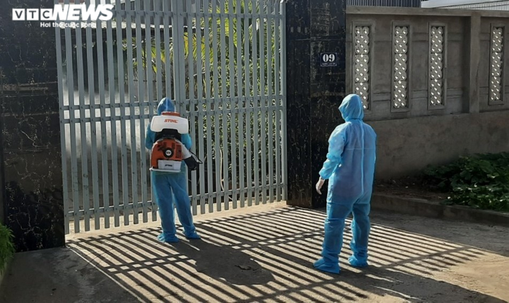 Tiền Giang: Thêm 4 bệnh nhân COVID-19 tử vong, người trẻ nhất mới 28 tuổi - 1