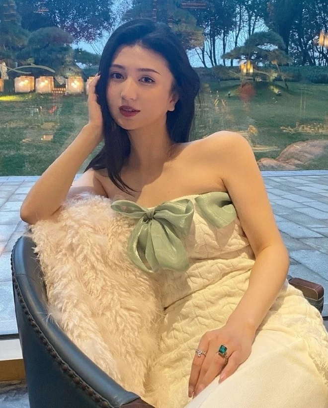 Ca sĩ Trung Quốc chết sau khi nâng ngực, hút mỡ - 2