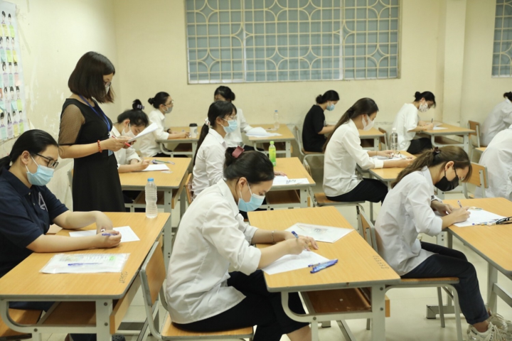 Phó Thủ tướng Vũ Đức Đam chỉ đạo thi tốt nghiệp THPT đợt 2 - 1