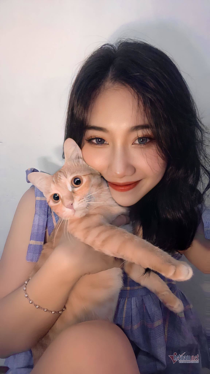 10X Nha Trang xinh xắn, giỏi ngoại ngữ, mê dạy học - 2