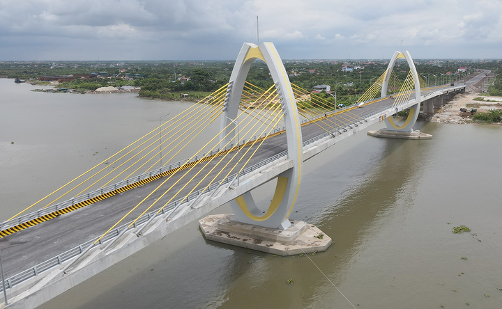 Hải Phòng lập chốt kiểm soát COVID-19 ở 2 cây cầu 'song sinh' nối với Hải Dương - 1