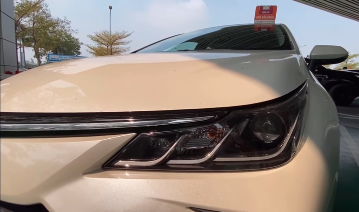 Toyota Corolla Altis 2021 đầu tiên về Việt Nam ảnh 3 Toyota Corolla Altis 2021 đầu tiên xuất hiện tại Việt Nam - 2