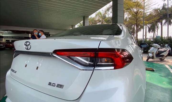 Toyota Corolla Altis 2021 đầu tiên về Việt Nam ảnh 4 Toyota Corolla Altis 2021 đầu tiên xuất hiện tại Việt Nam - 3