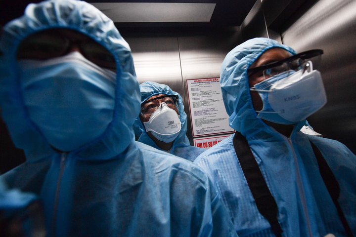 Bên trong khu điều trị người mắc COVID-19 có bệnh nền, thở máy tại TP.HCM - 8