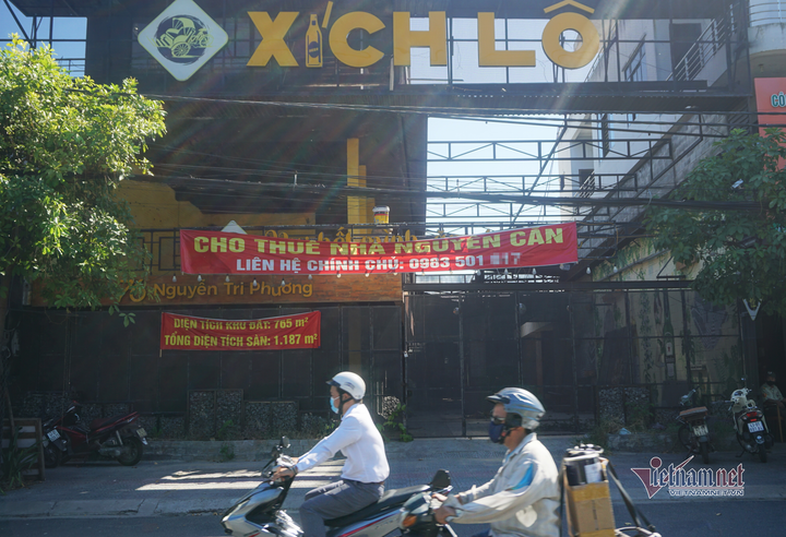 Trụ không nổi vì dịch, hàng loạt nhà hàng ở Đà Nẵng ồ ạt trả mặt bằng - 2