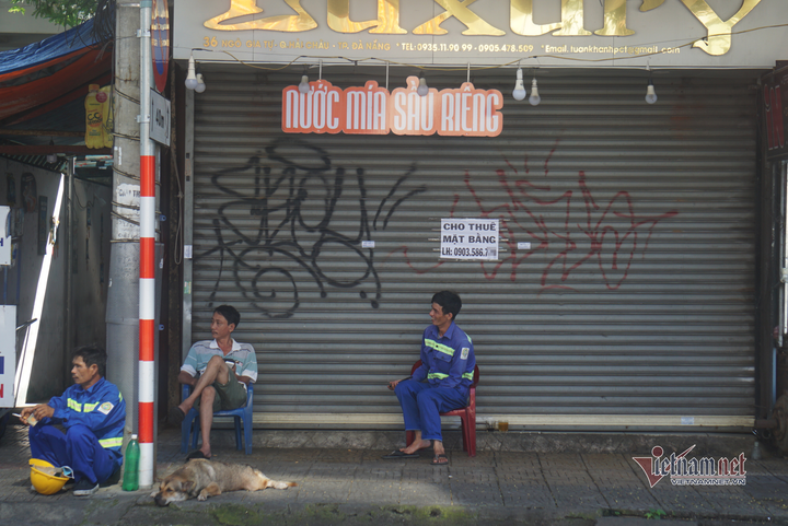 Trụ không nổi vì dịch, hàng loạt nhà hàng ở Đà Nẵng ồ ạt trả mặt bằng - 9