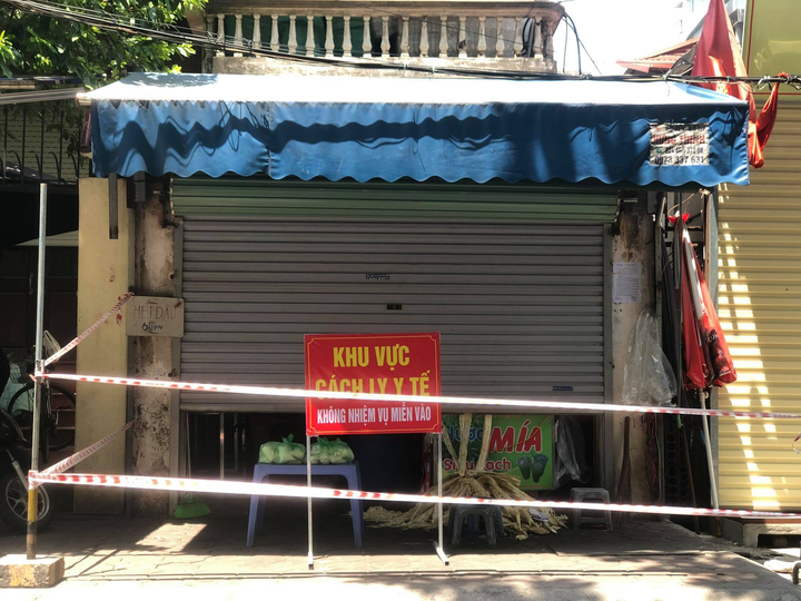 Hà Nội phong toả cửa hàng xổ số có ca dương tính với SARS-CoV-2 - 2